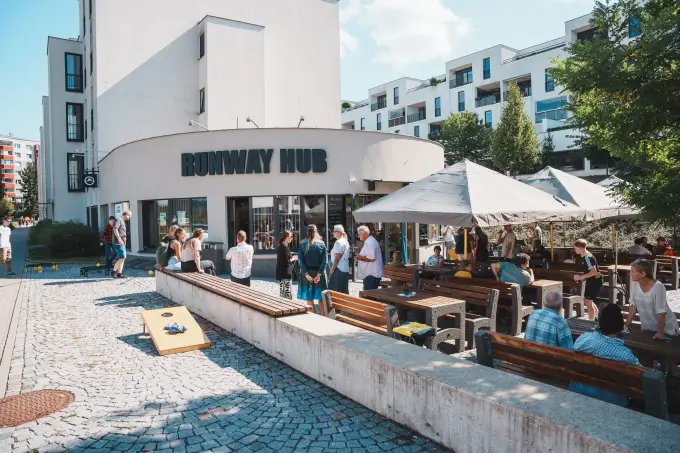Runway Hub Café