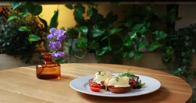 Mistral Café